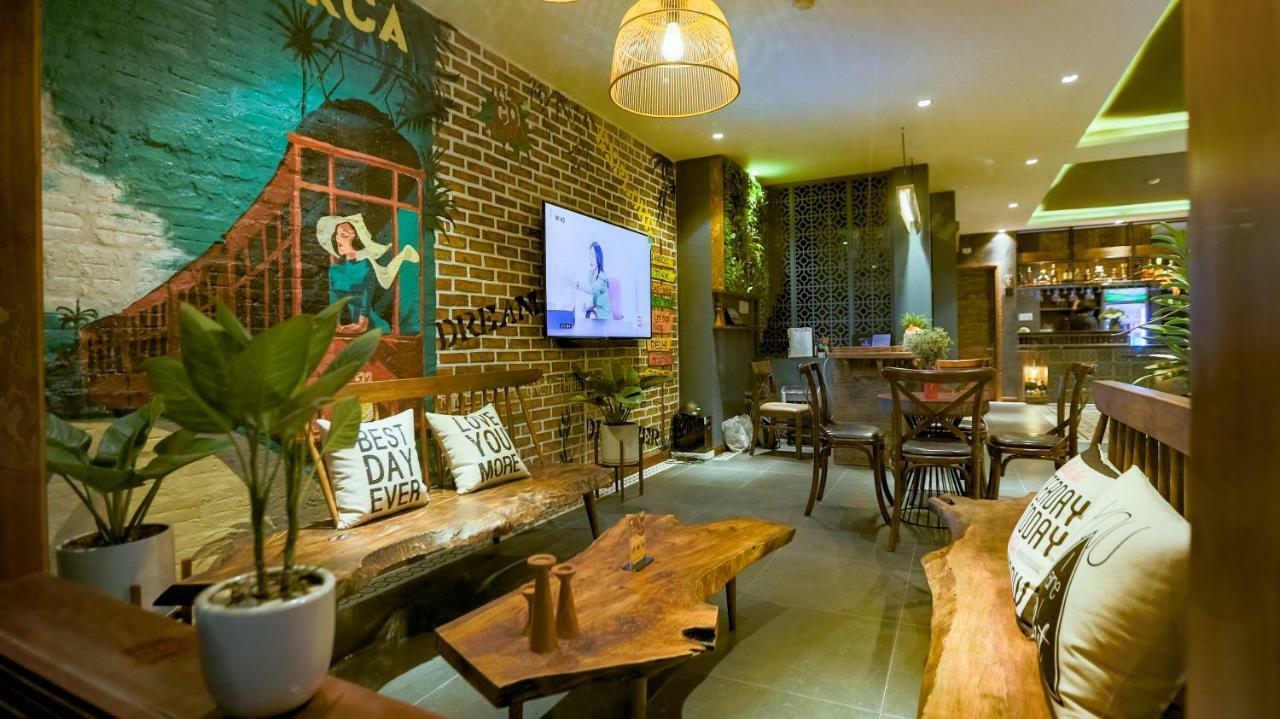 The G.Hotel Hue Bagian luar foto